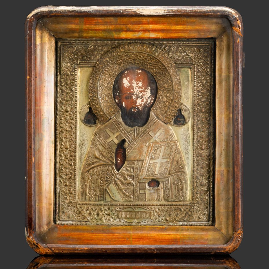Икона в киоте и окладе "Николай Чудотворец", дерево, темпера, сплав металлов, стекло, Российская империя, 1890-1915 гг.