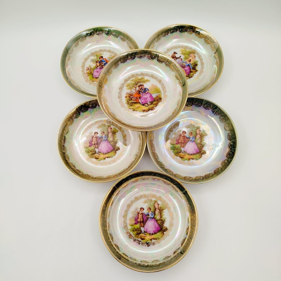 Набор из 6-ти миниатюрных салатников, украшенных сюжетами по мотивам картин Фрагонара, фарфор, деколь, люстр, золочение, Bavaria Porzellan, Германия, 1950-1970 гг.