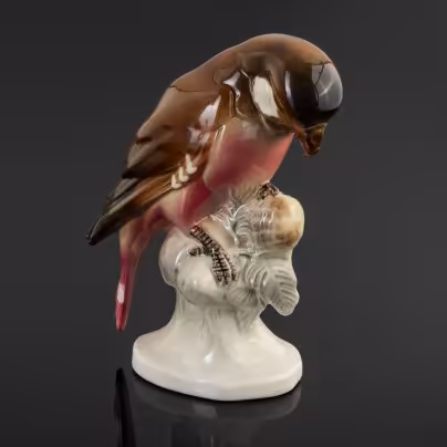 Статуэтка "Клёст" (птица), Hertwig & Co.