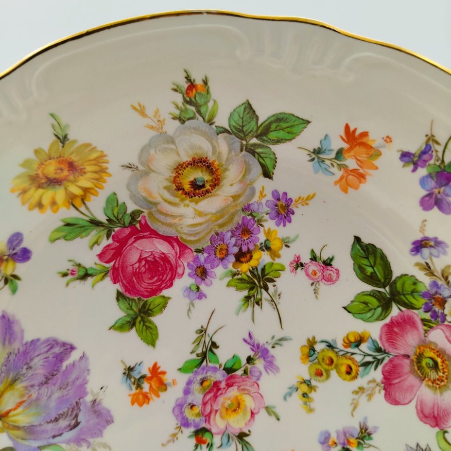 Сервировочное блюдо с цветочным декором, фаянс, деколь, золочение, Boch Freres Keramis, Бельгия, 1960-1980 гг.