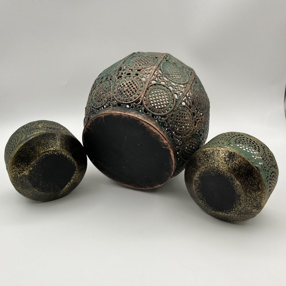 Набор ажурных подсвечников в виде фонариков (3 шт.)