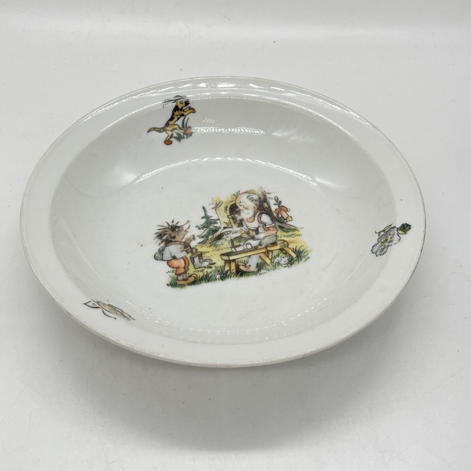 Тарелка детская со сказочной сценой, фарфор, деколь, Weisswasser Porzellan, ГДР, 1945-1960 гг.