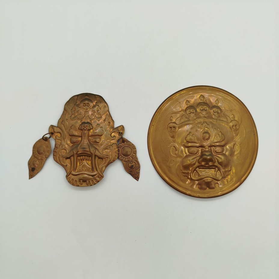 Набор из 2 плакеток с изображение демонов, медь, Азия, 1970-1990 гг.