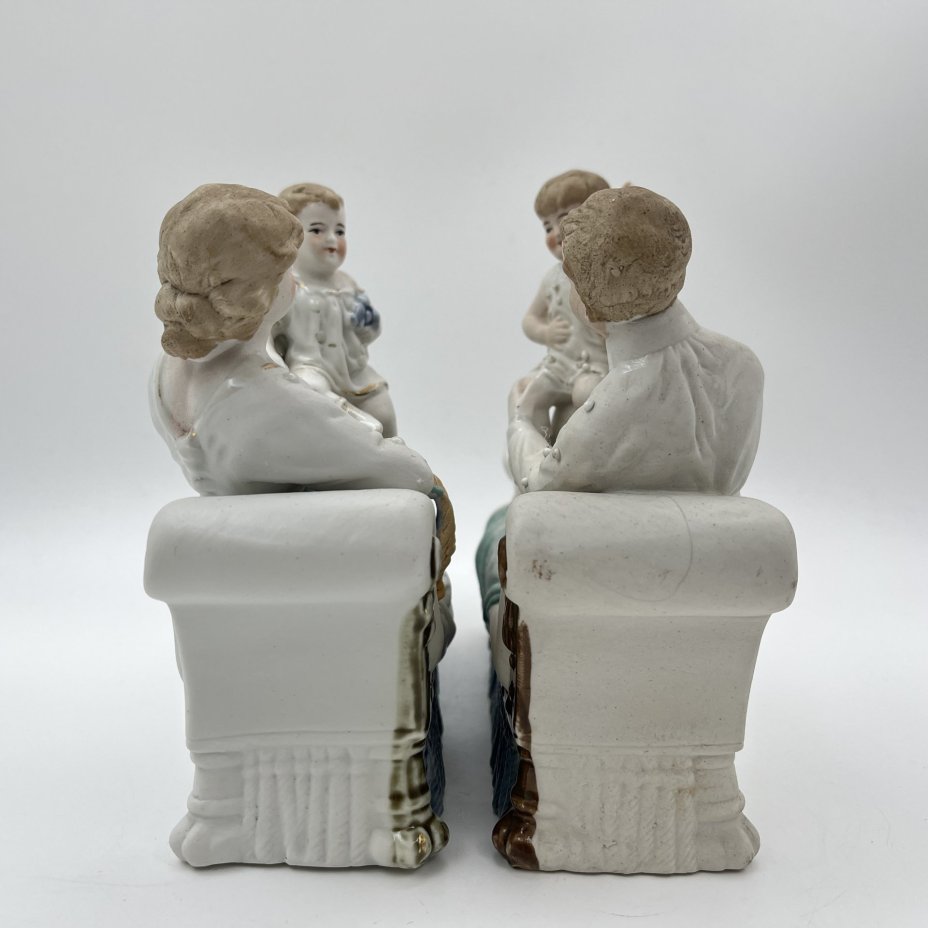 Статуэтки парные «Отец и дочь, мама и сын»