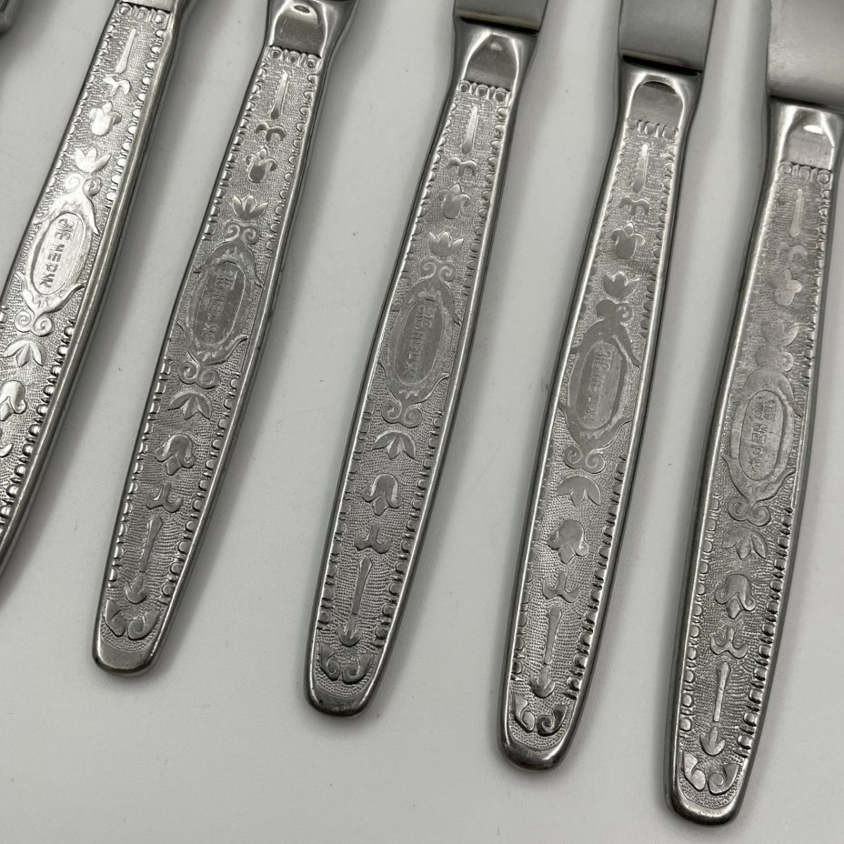 Набор из 12-ти столовых ножей в коробке (в подборе)