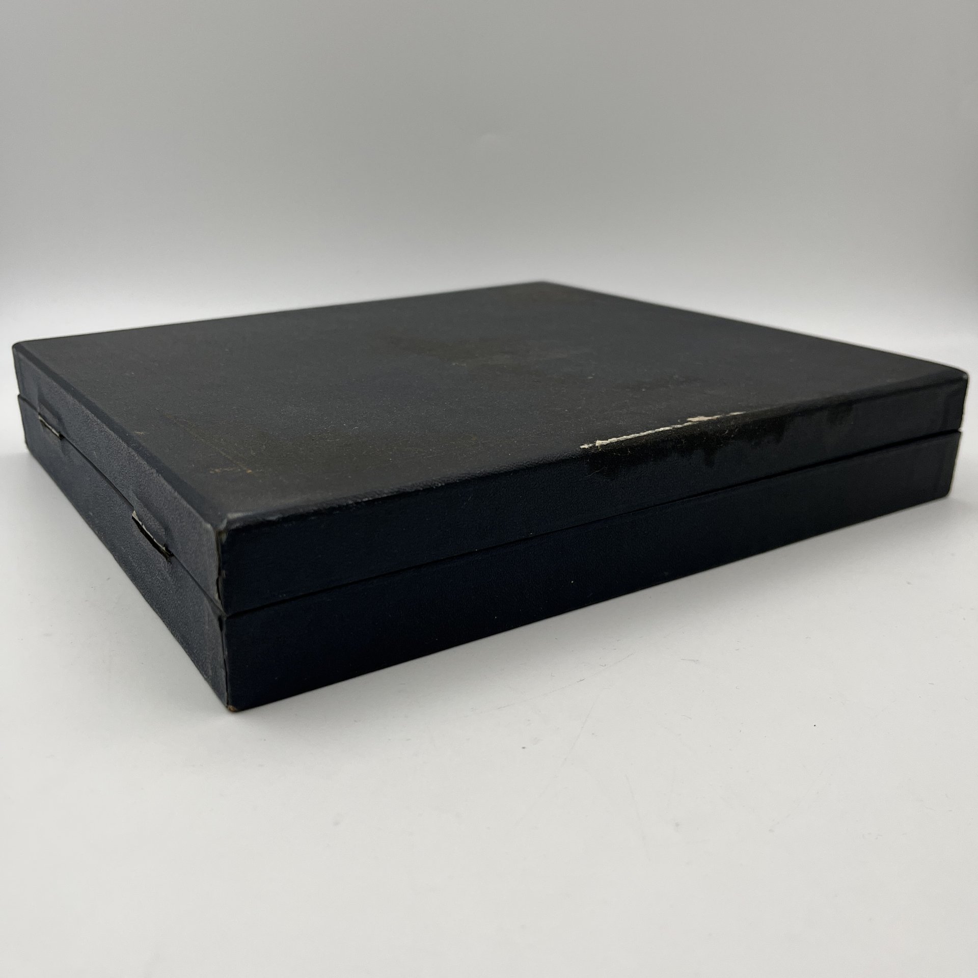 Набор из 12-ти столовых ножей в коробке (в подборе)