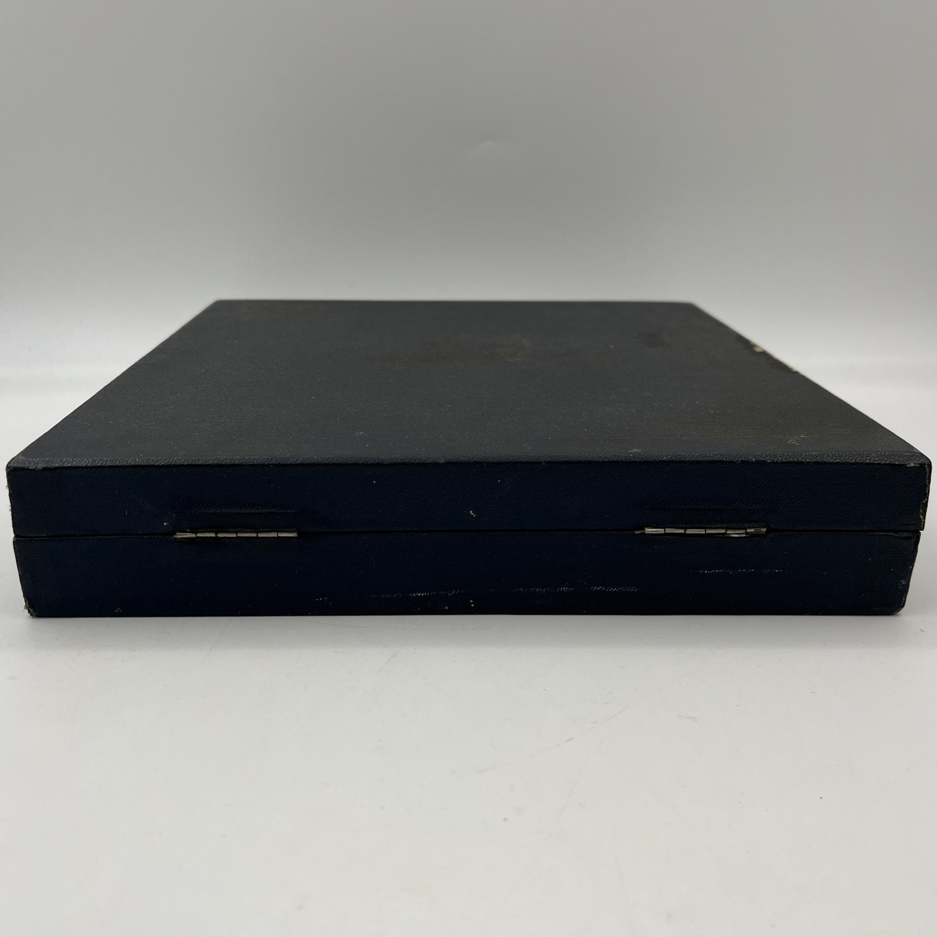 Набор из 12-ти столовых ножей в коробке (в подборе)