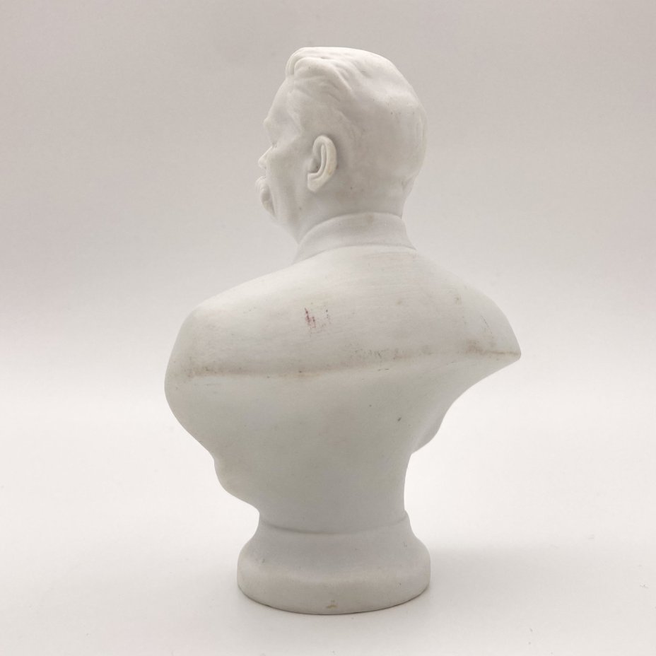 Бюст "Максим Горький", бисквит, Ленинградский фарфоровый завод (ЛФЗ), СССР, 1950-1970 гг., Ленинградский фарфоровый завод (ЛФЗ)