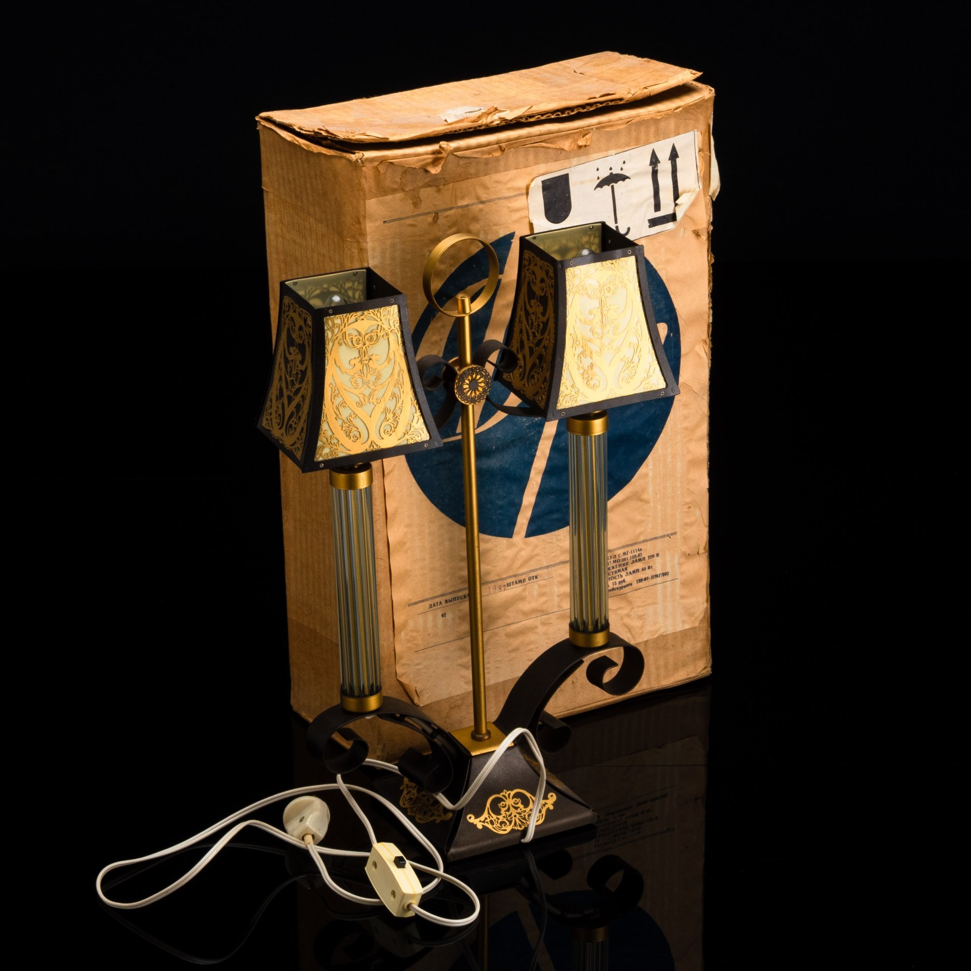 Лампа настольная "Дуэт" в оригинальной упаковке, металл, пластик, Московский электроламповый завод (МЭЛЗ), СССР, 1987 г.