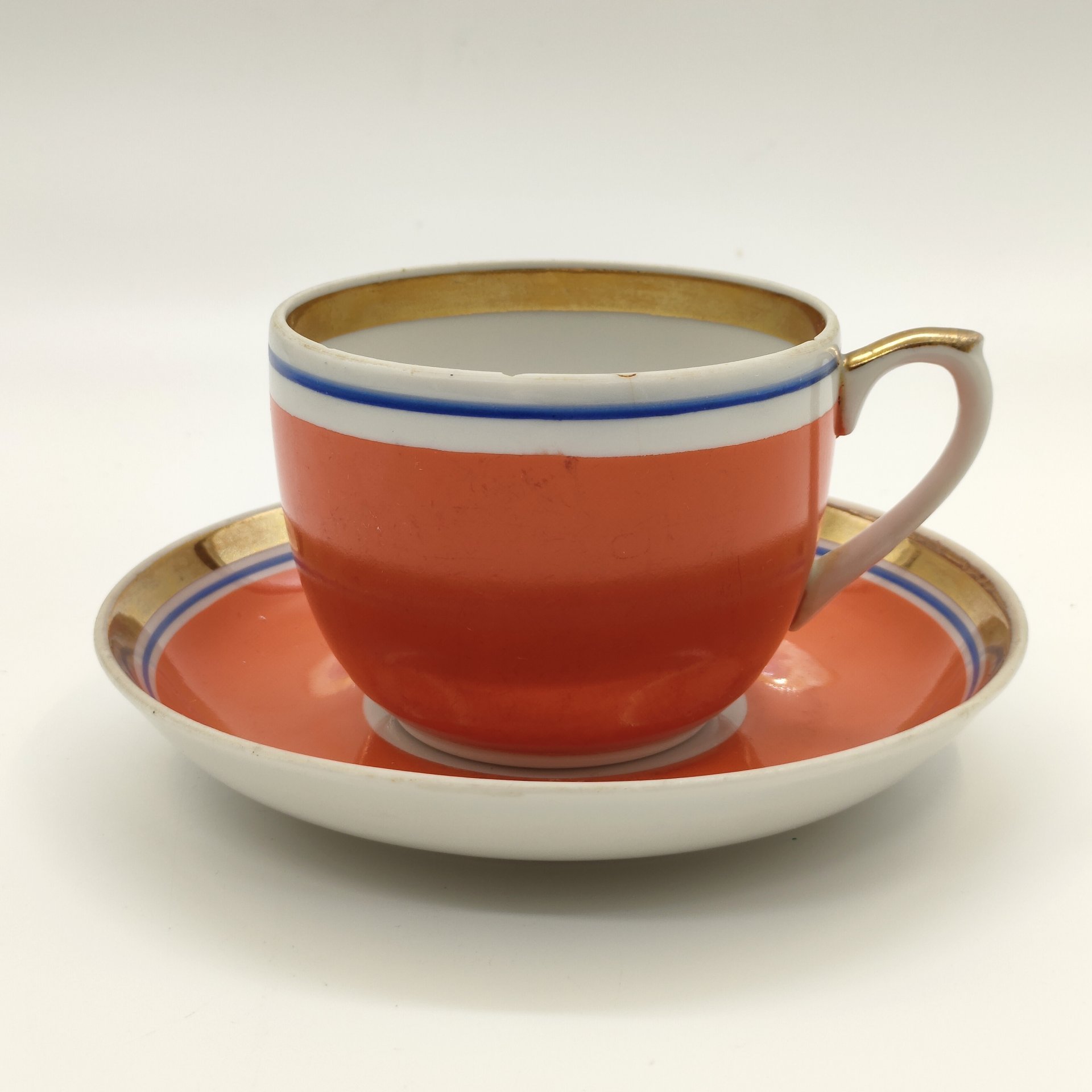 Пара чайная в насыщенной оранжево-синей гамме, фарфор, крытье, обводка, золочение, Дмитровский фарфоровый завод (ДФЗ Вербилки), СССР, 1954-1965 гг.