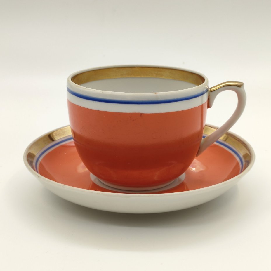 Пара чайная в насыщенной оранжево-синей гамме, фарфор, крытье, обводка, золочение, Дмитровский фарфоровый завод (ДФЗ Вербилки), СССР, 1954-1965 гг.