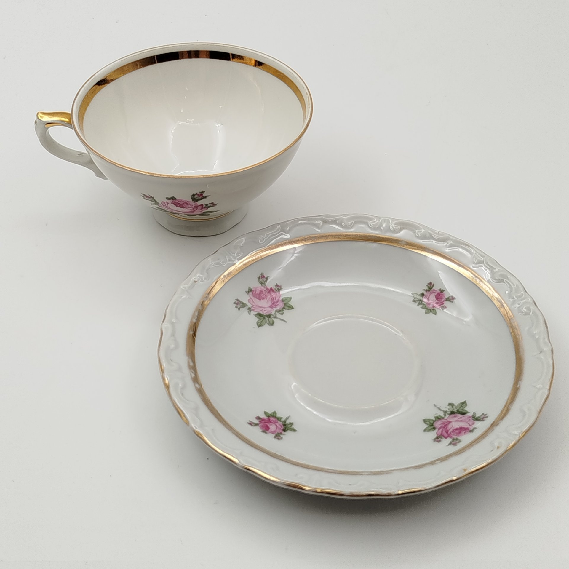 Пара чайная с декором в виде роз