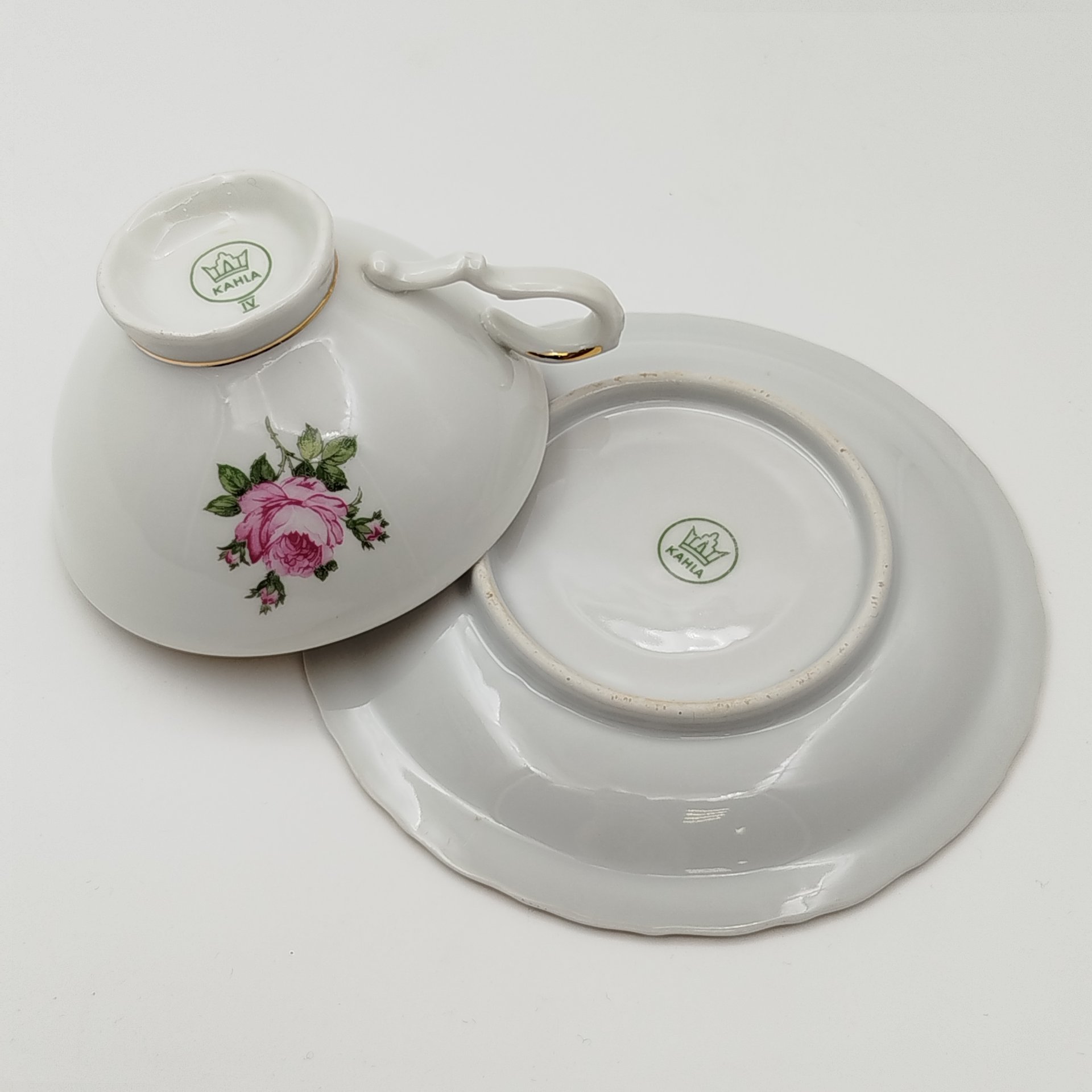 Пара чайная с декором в виде роз