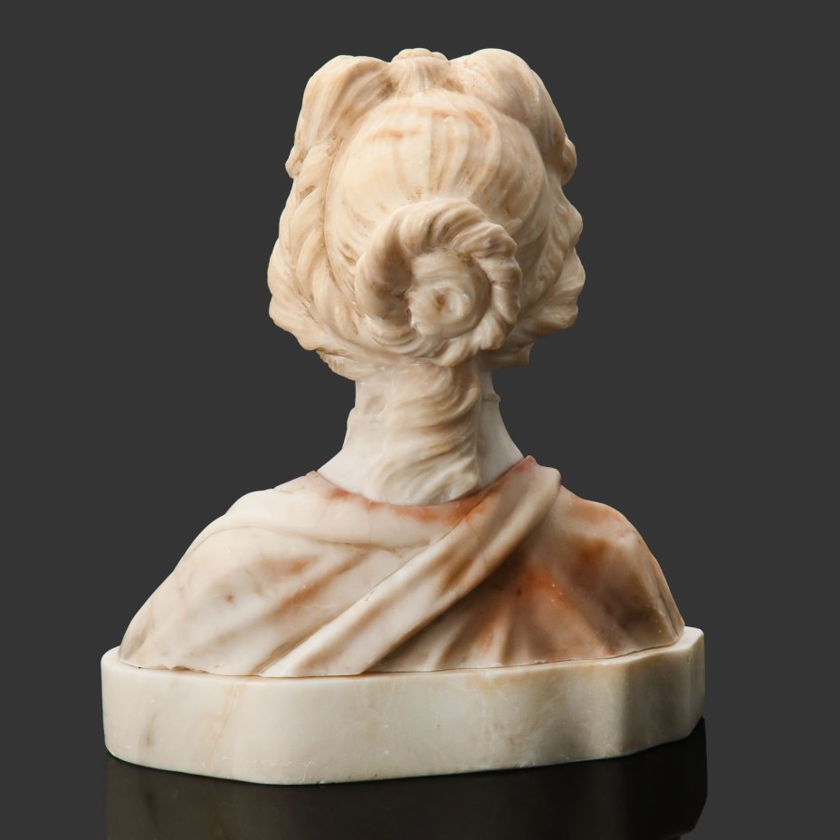 Бюст "Дама", камень, резьба