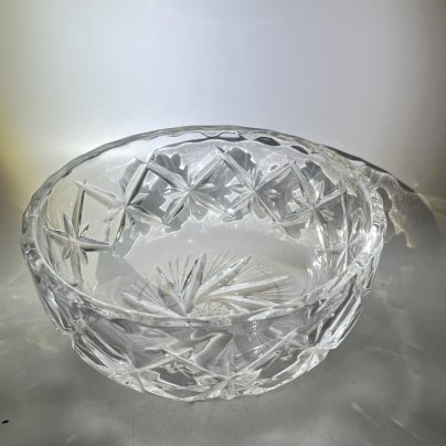 Салатник/конфетница круглой формы с геометрическим декором, хрусталь, пресс, алмазная грань, СССР, 1970-1990 гг.