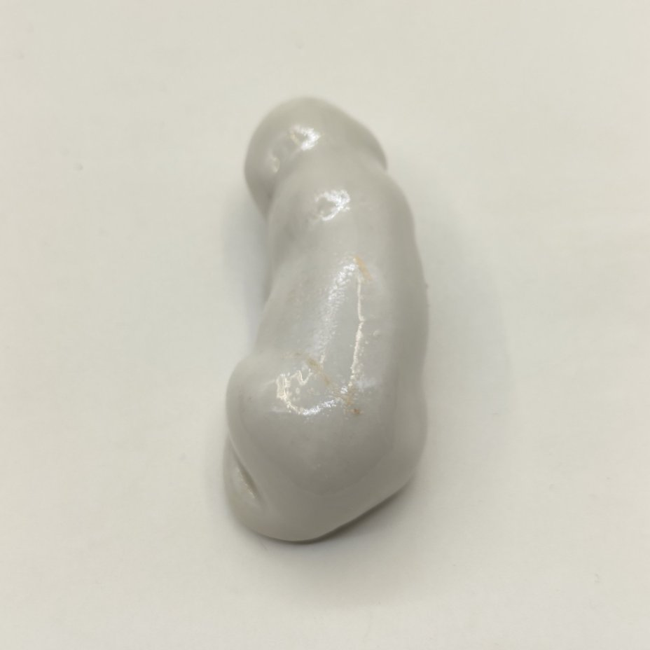 Статуэтка "Лежащая собака", фарфор, роспись, Полонский завод художественной керамики (Полонное ЗХК), СССР, 1956-1972 гг.