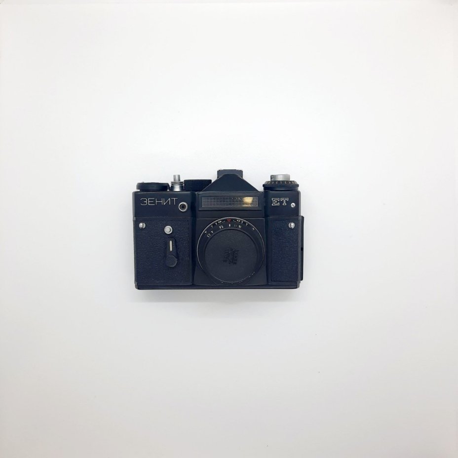 Фотоаппарат "Зенит-ЕТ" с объективом "Индустар 50-2" в оригинальном кофре, Белорусское оптико-механическое объединение (БелОМО)