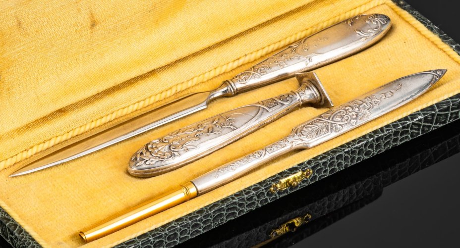 Набор письменный (нож, ручка и печать) в футляре