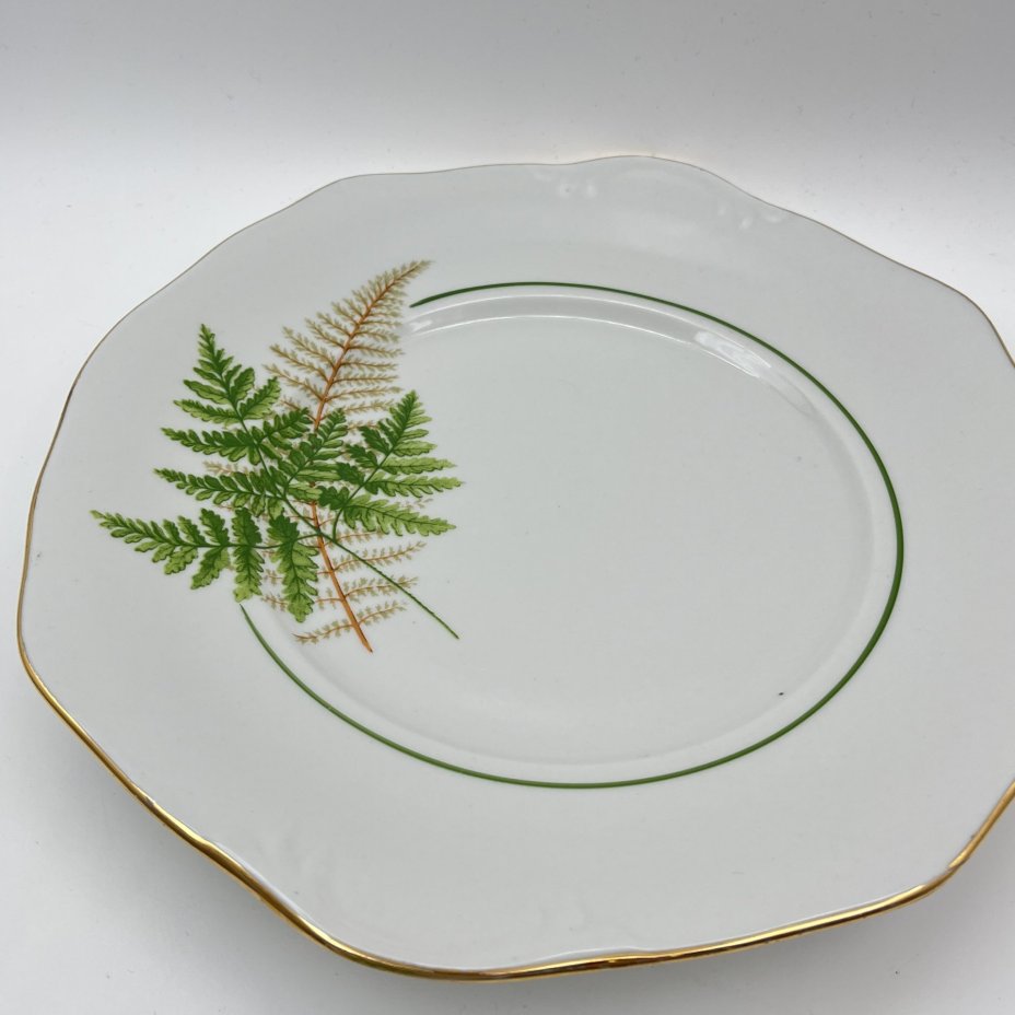 Супница на подставке "Папоротники", фасон "Гранёный", фарфор, деколь, золочение, Дулевский фарфоровый завод (Дулёво), Россия, 2006 г.