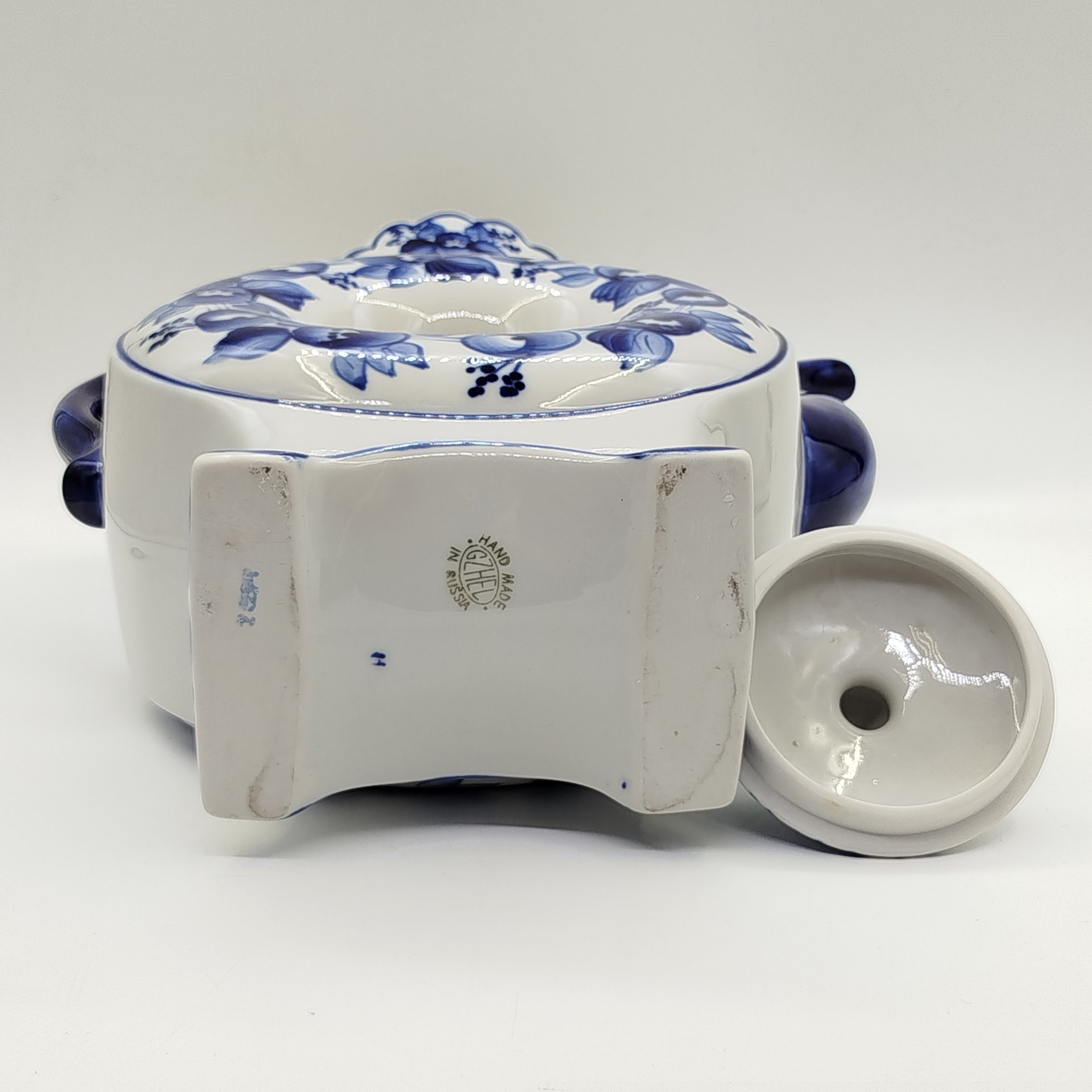 Кувшин (квасник) "Петух", автор Л.П. Азарова, Гжель