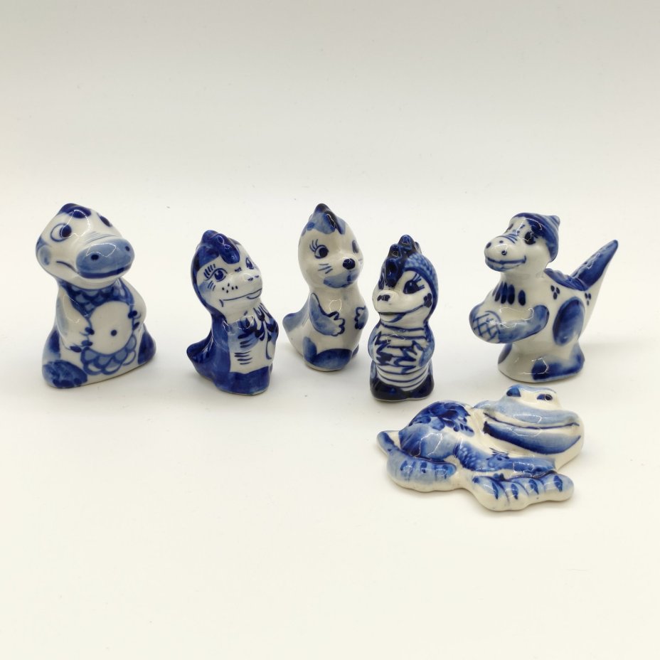 Набор из шести статуэток "Драконы", Гжель, фарфор, роспись, Россия, 1990-2015 гг.