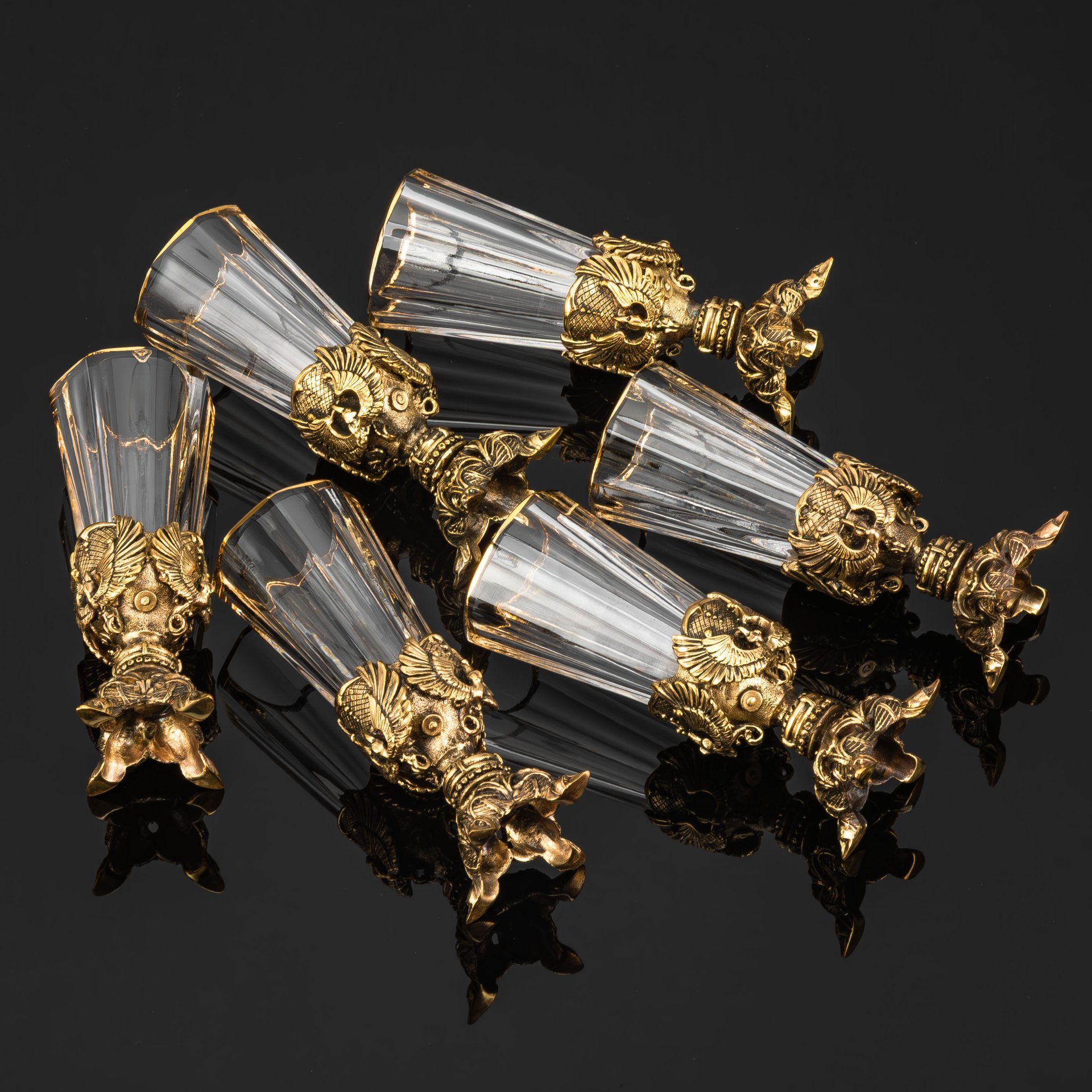 Набор лафитников "Классика" на фигурных ножках в кофре (6 шт.), хрусталь, бронза, золочение, Российская Федерация, 2010-2015 гг.