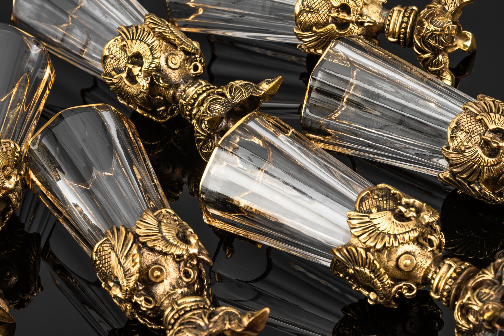 Набор лафитников "Классика" на фигурных ножках в кофре (6 шт.), хрусталь, бронза, золочение, Российская Федерация, 2010-2015 гг.