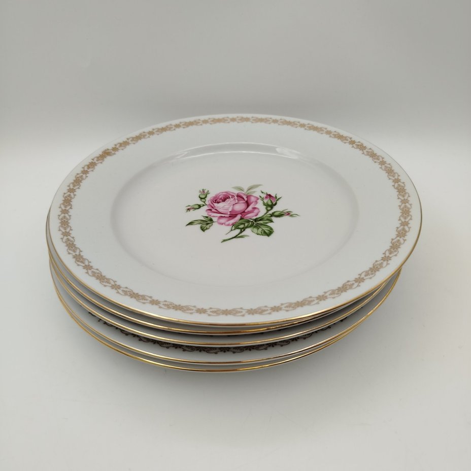 Набор из пяти обеденных тарелок с декором в виде роз, фарфор, деколь, золочение, Moritz Zdekauer (MZ), Чехословакия, 1960-1990 гг.