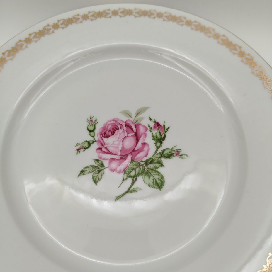 Набор из пяти обеденных тарелок с декором в виде роз, фарфор, деколь, золочение, Moritz Zdekauer (MZ), Чехословакия, 1960-1990 гг.