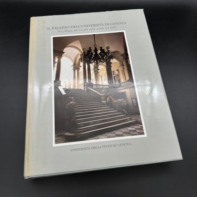 Книга "Il palazzo dell'universita di Genova" (на итальянском)