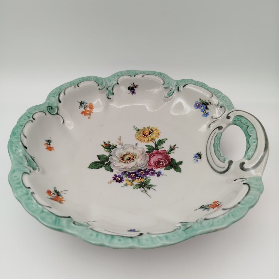 Блюдо сервировочное с цветочным декором и каймой бирюзового оттенка, фарфор, деколь, подрисовка, обводка, Oscar Schlegelmilch, ГДР, 1953-1972 гг.