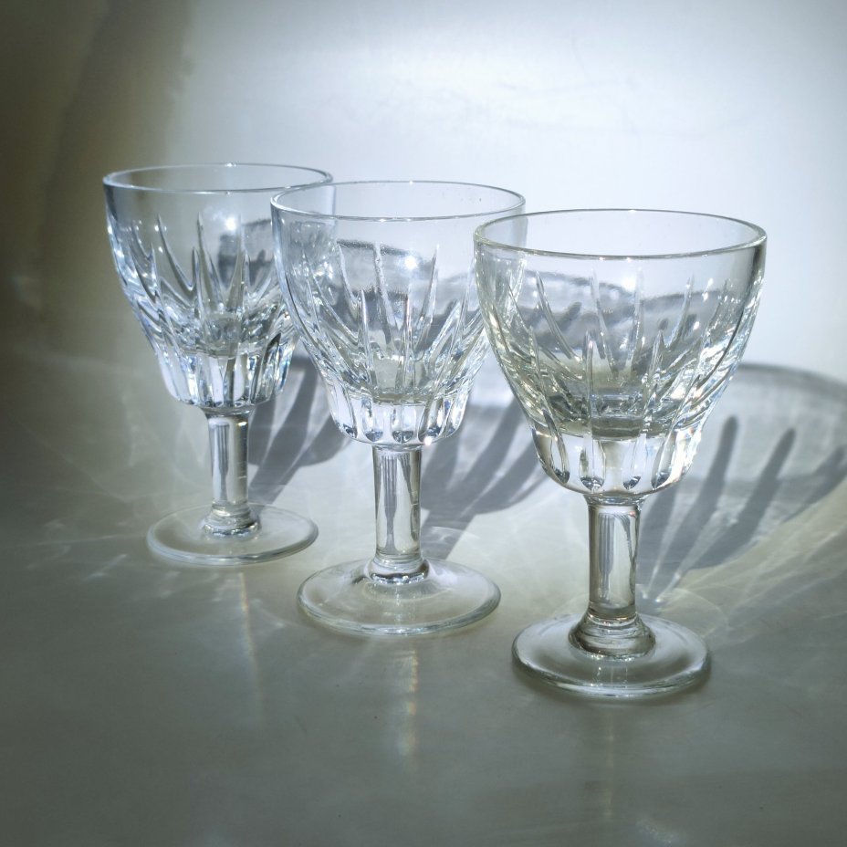 Набор из 3-х рюмок с с лаконичным декором, стекло, резьба, Россия, 1980-2000 гг.