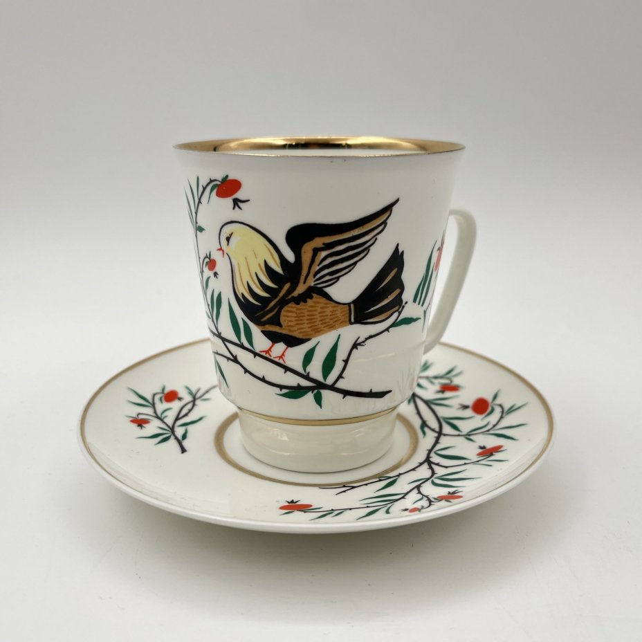 Пара кофейная "Птички", автор рисунка А.В. Щекатихина-Потоцкая, фарфор, деколь, золочение, Ленинградский фарфоровый завод (ЛФЗ), СССР, 1970-1986 гг.