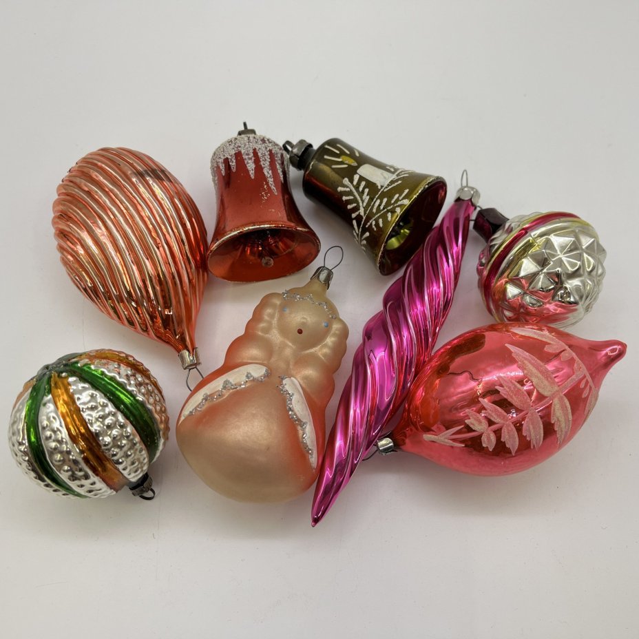 Набор из 8-ми винтажных ёлочных игрушек различных форм и расцветок, стекло, краска, металл, СССР, 1970-1990 гг.