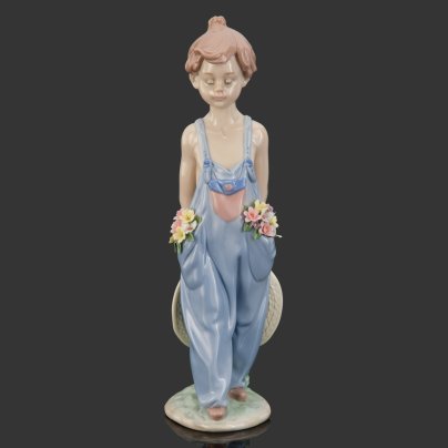 Статуэтка декоративная "Pocket full of wishes" (Карманы полные желаний), фарфор, Lladro, Испания, 1997 г.