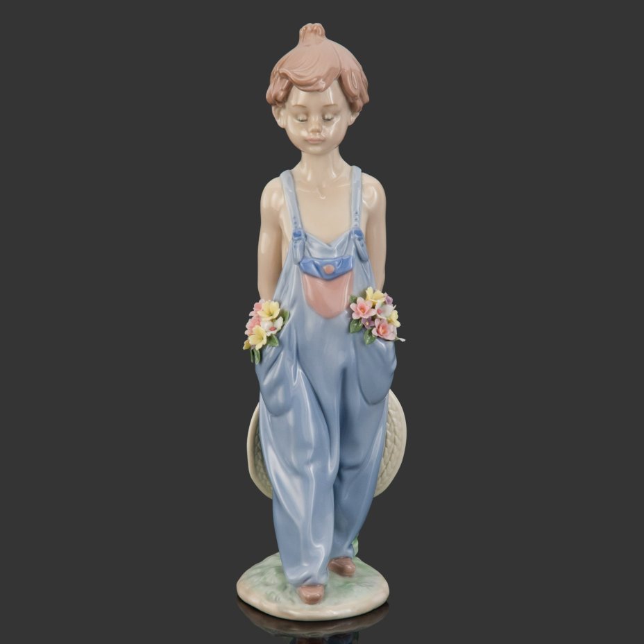 Статуэтка декоративная "Pocket full of wishes" (Карманы полные желаний), Lladro