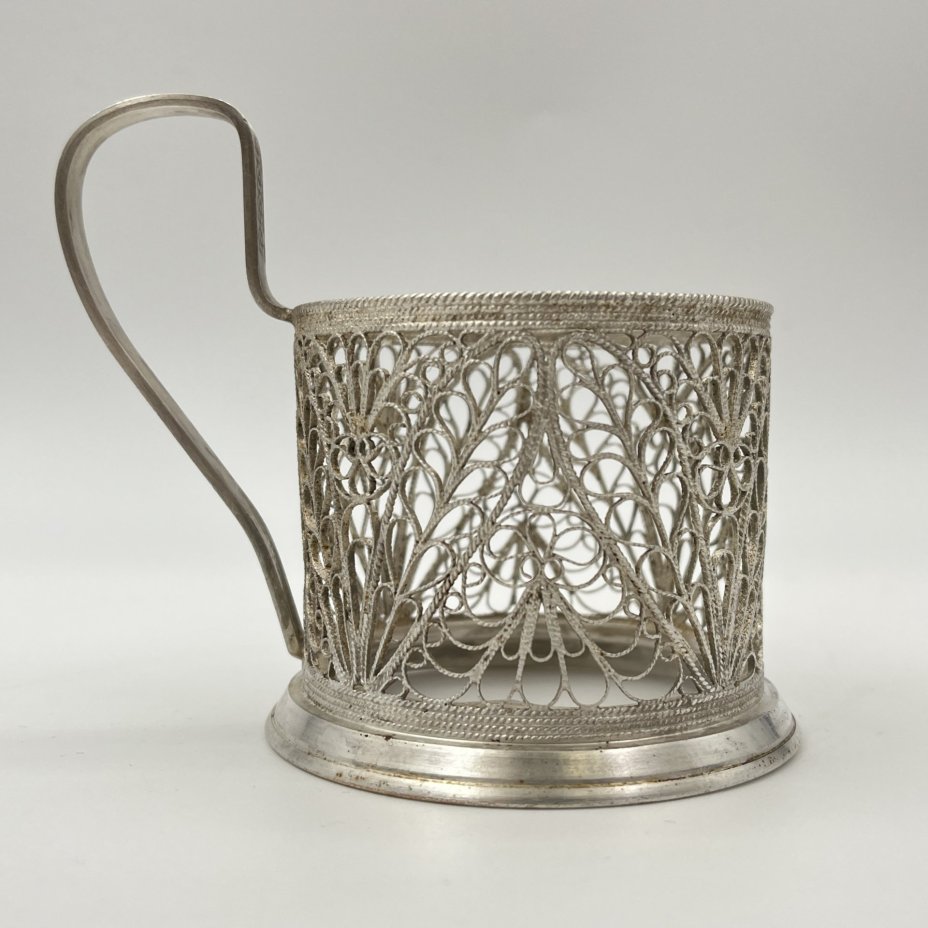 Подстаканник ажурный с растительным декором