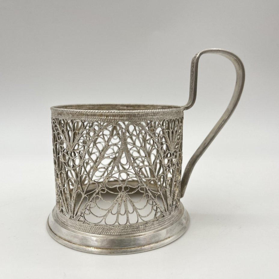 Подстаканник ажурный с растительным декором