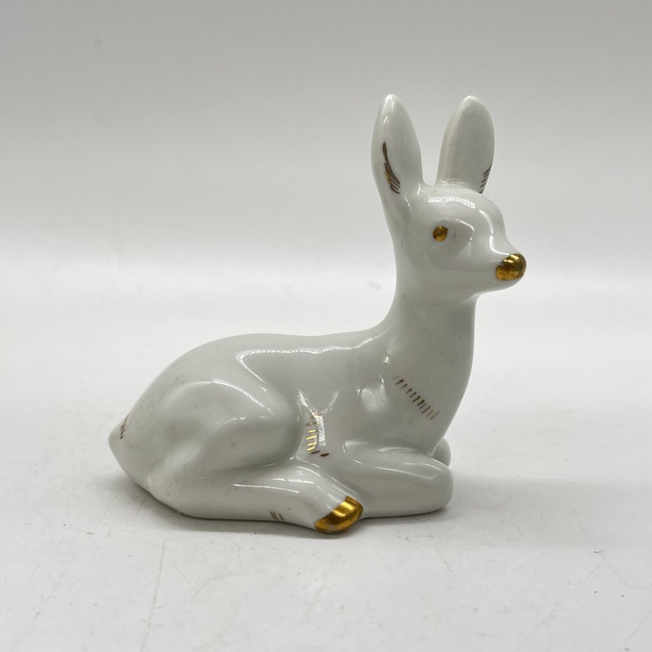 Статуэтка "Косуля", фарфор, золочение, Рижский фарфорово-фаянсовый завод, СССР, 1980-1990 гг.