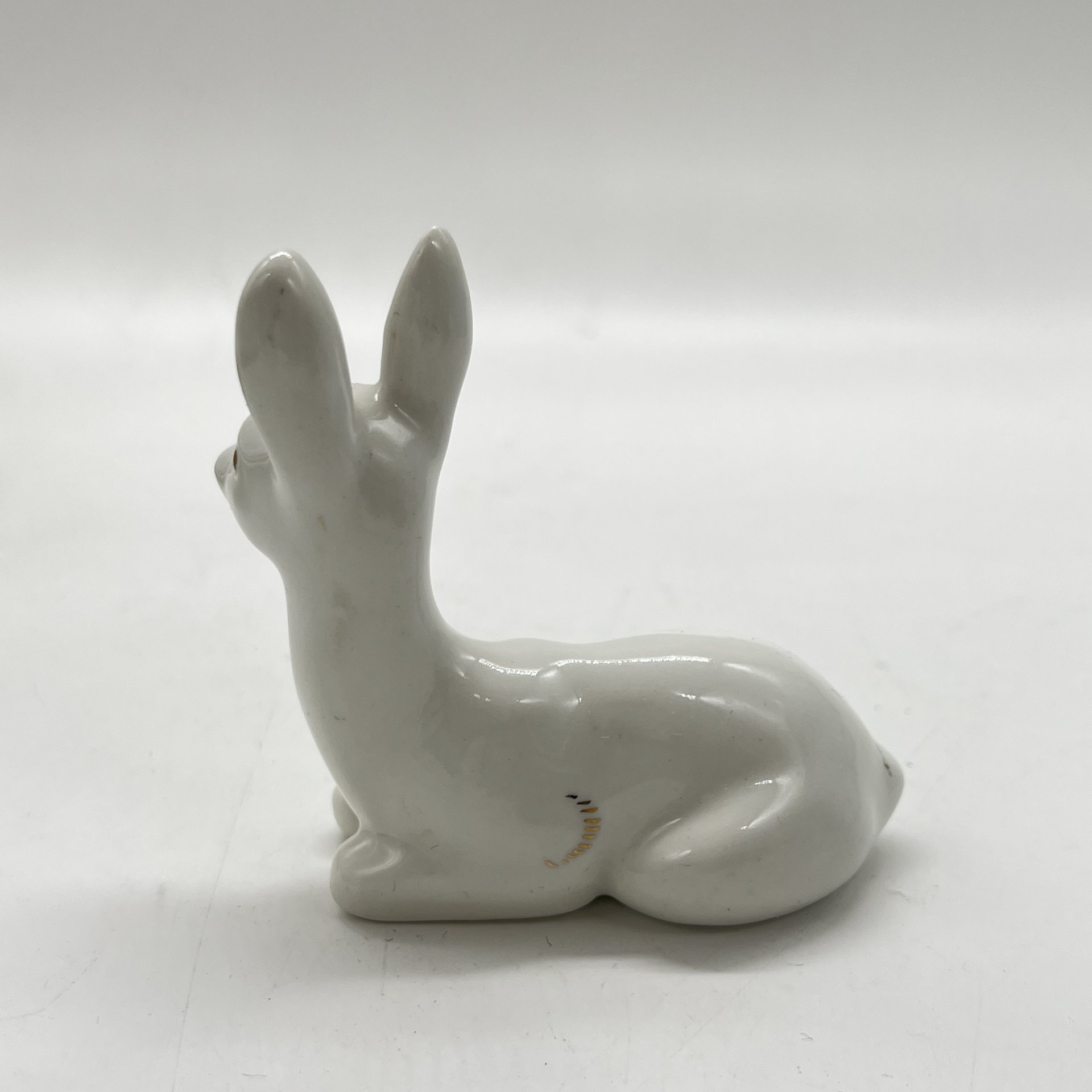 Статуэтка "Косуля", фарфор, золочение, Рижский фарфорово-фаянсовый завод, СССР, 1980-1990 гг.