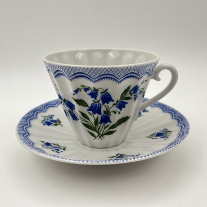 Пара чайная "Колокольчики", форма "Лучистая", фарфор, деколь, Ленинградский фарфоровый завод (ЛФЗ), СССР, 1970-1991 гг.