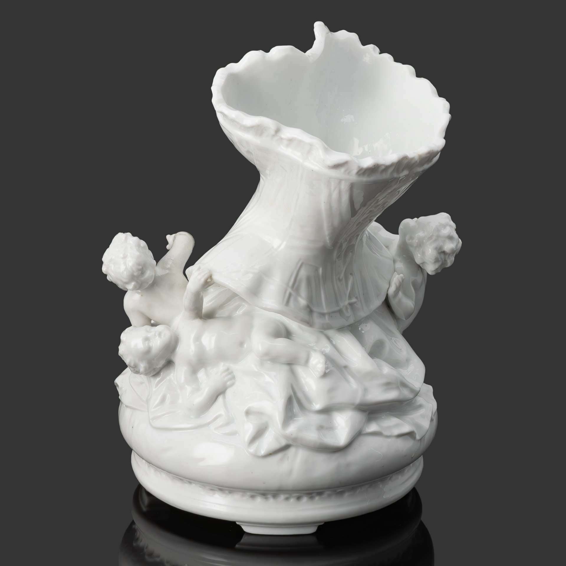Ваза декоративная "Путти с корсетом", Meissen (Мейсенский фарфор)