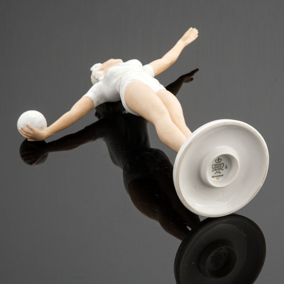 Статуэтка "Волейболистка", Schaubach-Kunst
