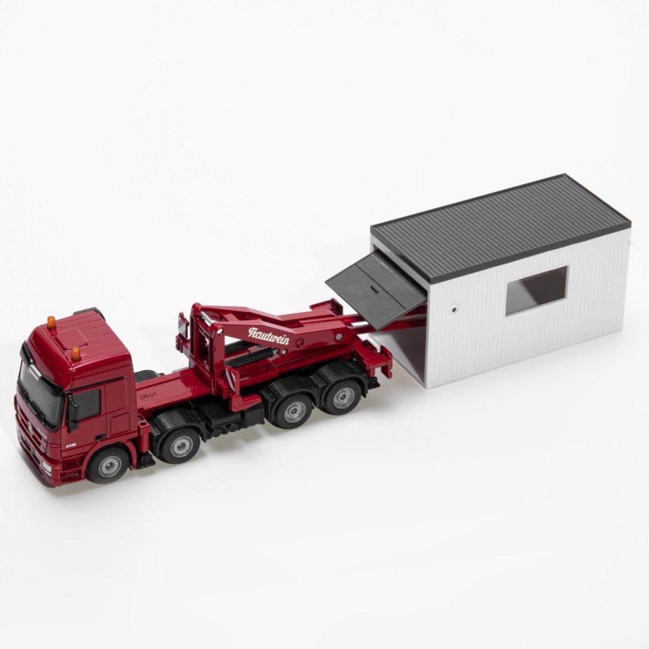 Модель траспортера Mercedes Actros с гаражом 1:50, металл, пластик, siku, Германия, 2000-2010 гг.
