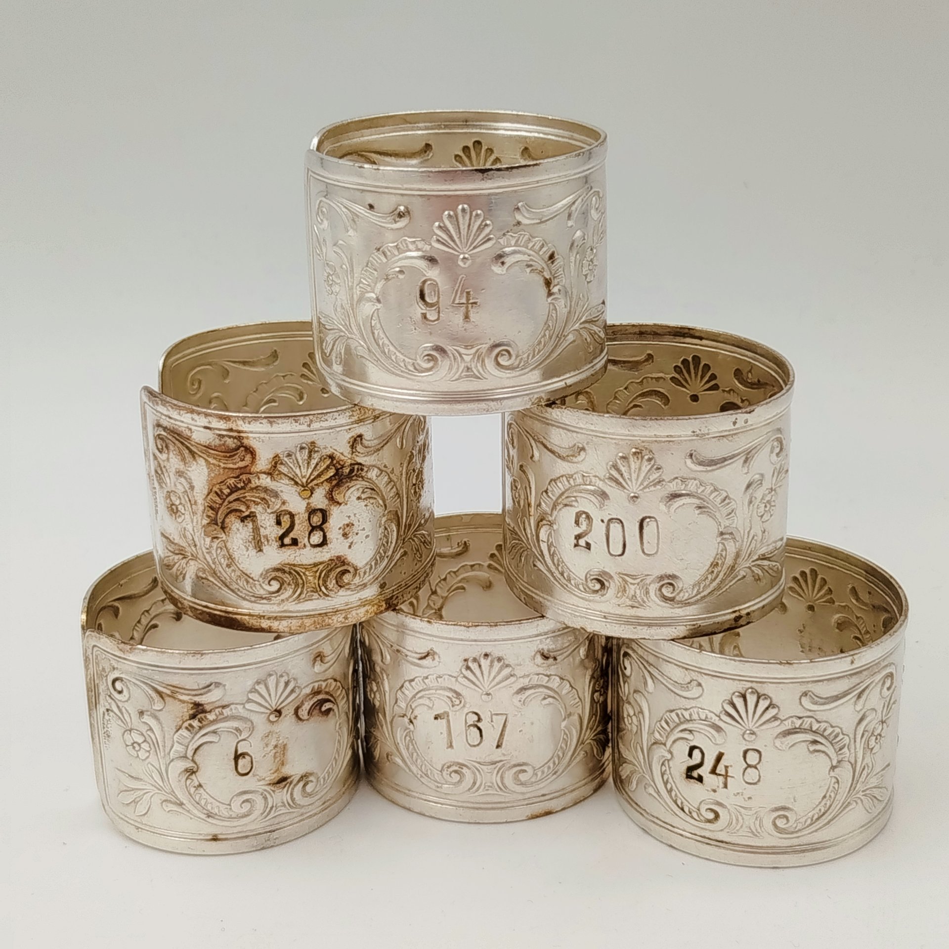 Набор винтажных колец для салфеток на 6 персон, украшенных растительным декором и произвольной нумерацией