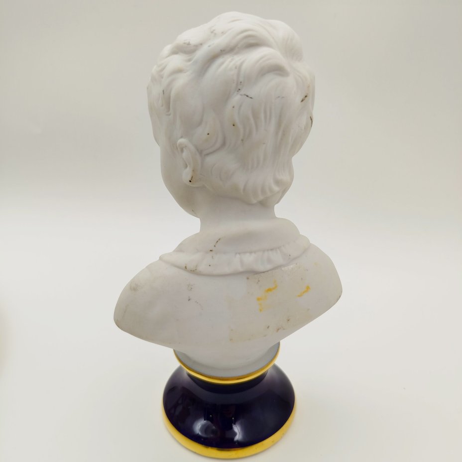 Бюст "Александр Броньяр" ("Мальчик") по мотивам одноименного произведения Жана Антуана Гудона