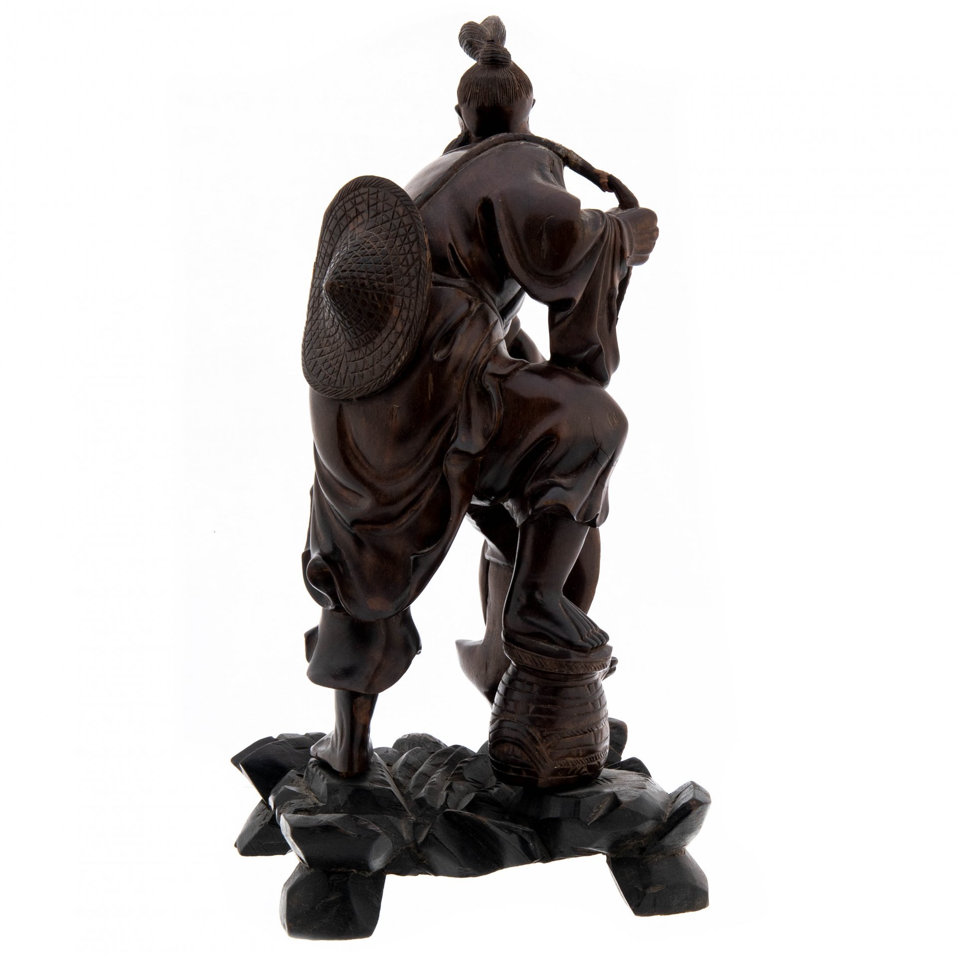 Статуэтка "Рыбак", дерево, резьба, Китай, 1940-1950 гг.