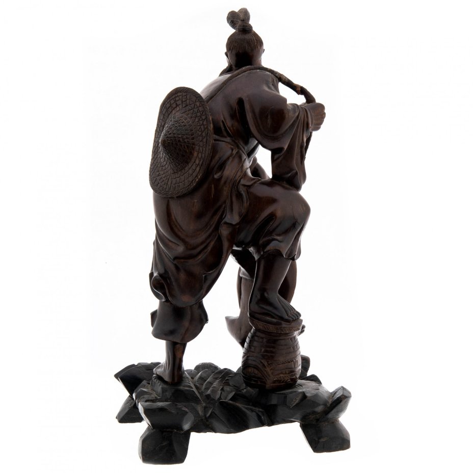 Статуэтка "Рыбак", дерево, резьба, Китай, 1940-1950 гг.