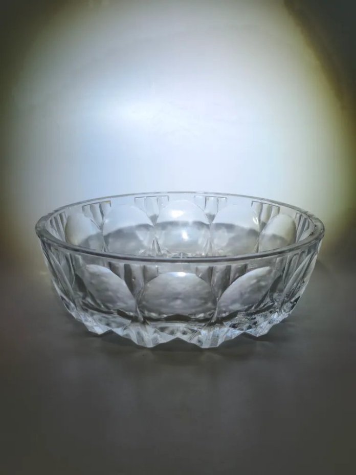 Конфетница с линзовидным декором, хрусталь, СССР, 1970-1990 гг.