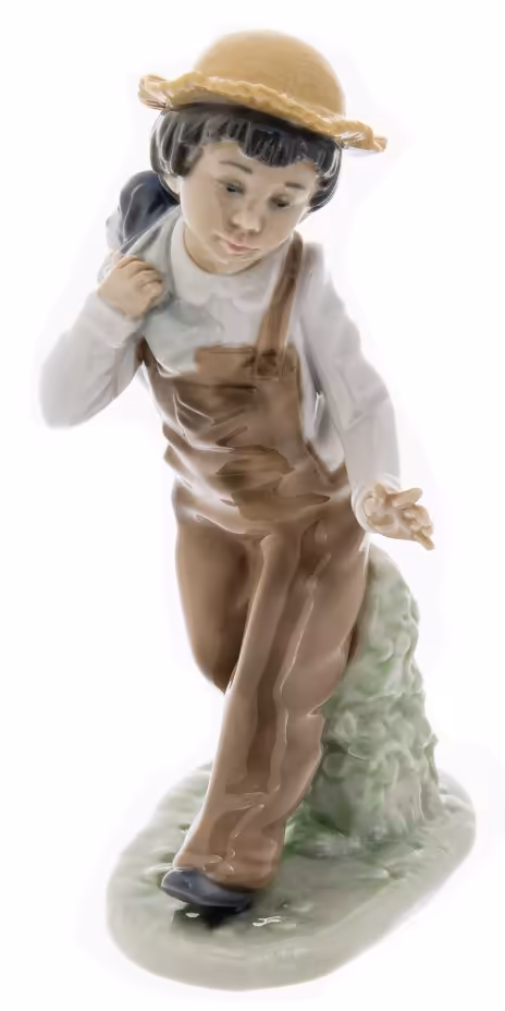 Статуэтка "Мальчик со щенком",  фарфор, роспись, мануфактура "NAO porcelain", Испания, 1978-1988 гг., NAO Porcelain